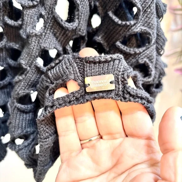 Shannon Passero Open Knit Sheer Small Sweater Streetwear Grunge Festival Punk - Picture 5 of 9